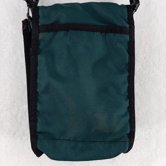 L.L. Bean Cross Body Traveler Bag Green Vintage Lots of Compartments Holds a Lot - Picture 3 of 11